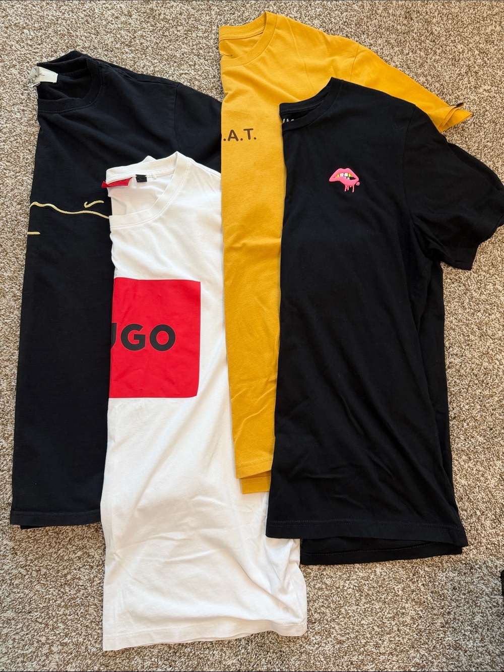 Men’s Brand Variety Crew Neck T-Shirt Bundle of 4 - Size L